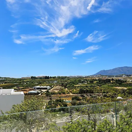 Modern Townhouse In Oceana Gardens Cancelada Holiday home *